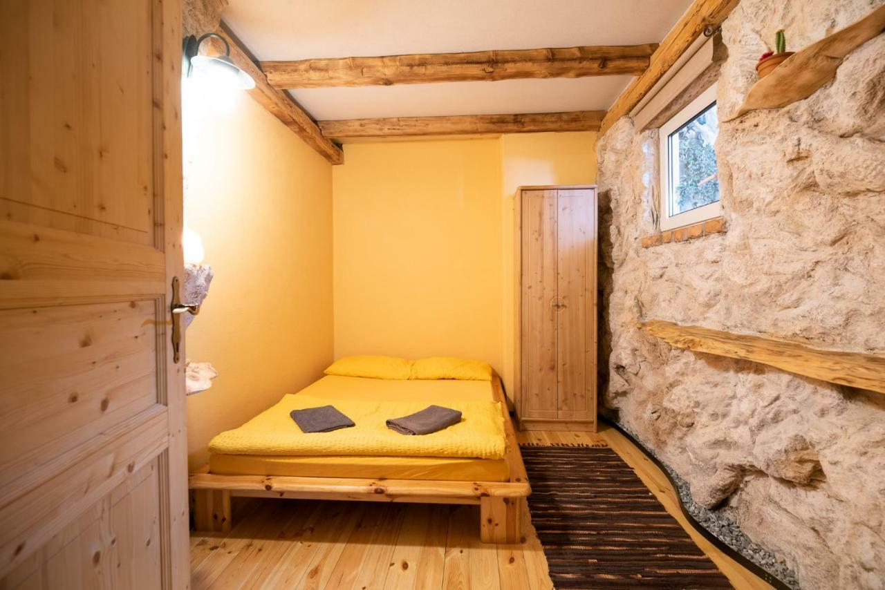 Klub Zlata Ribica Hotel Jesenice Exterior foto